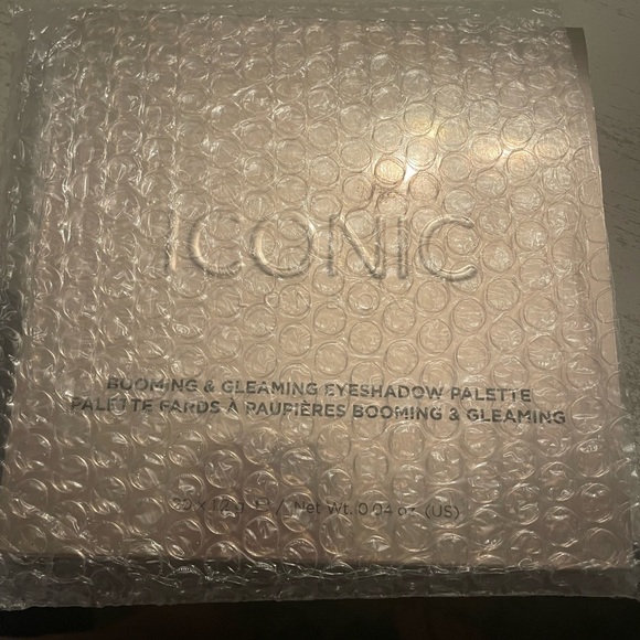 NWT: ICONIC London Booming & Gleaming  Eye Shadow Pallet - Picture 3 of 7